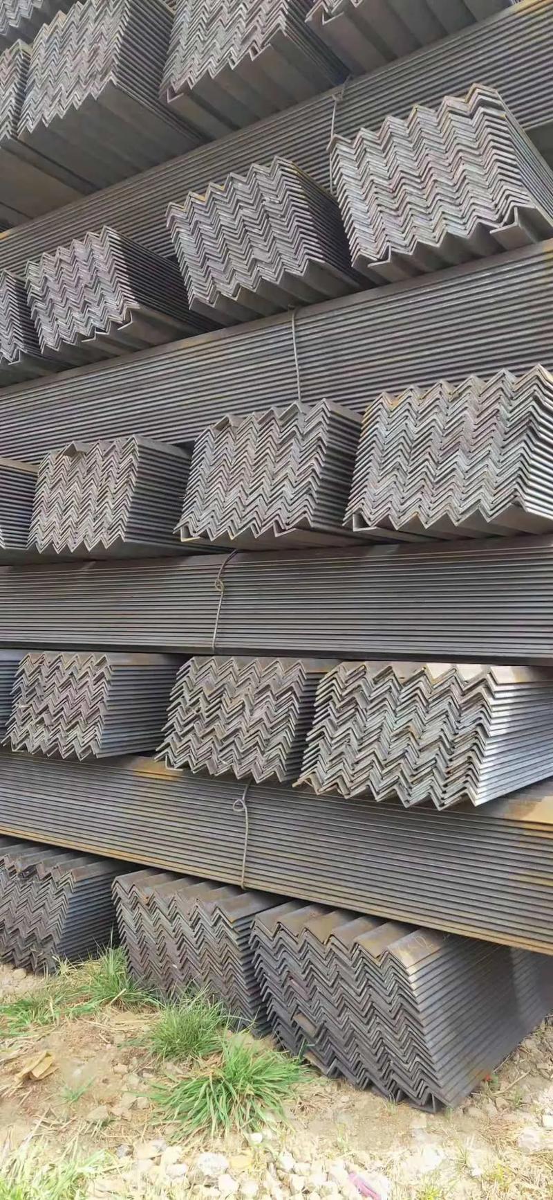 承接優(yōu)質(zhì)央企,國(guó)企,大型民企,上市公司鋼材墊資供貨,鋼結(jié)構(gòu)設(shè)